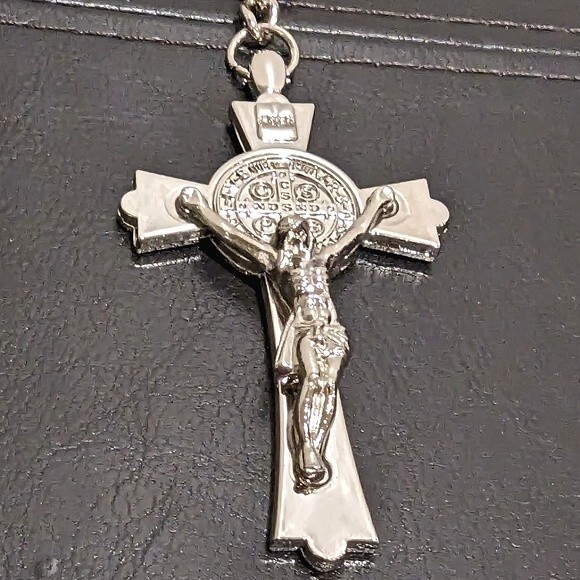 Cross Keychain Trinket Silver Colored Metal New in box - Picture 5 of 8